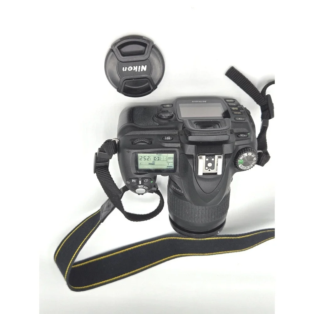 Complete Nikon D50 DSLR Camera Kit w/ 2‎ Lenses, Bag & Charger